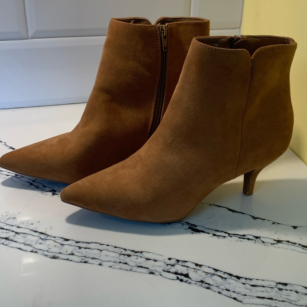 Journee Collection Tan Pointed Toe Ankle Booties